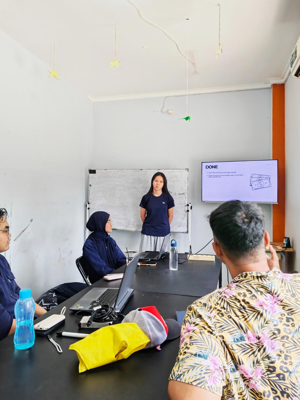 Konsultasi proyek siswa Flexi School Bintaro